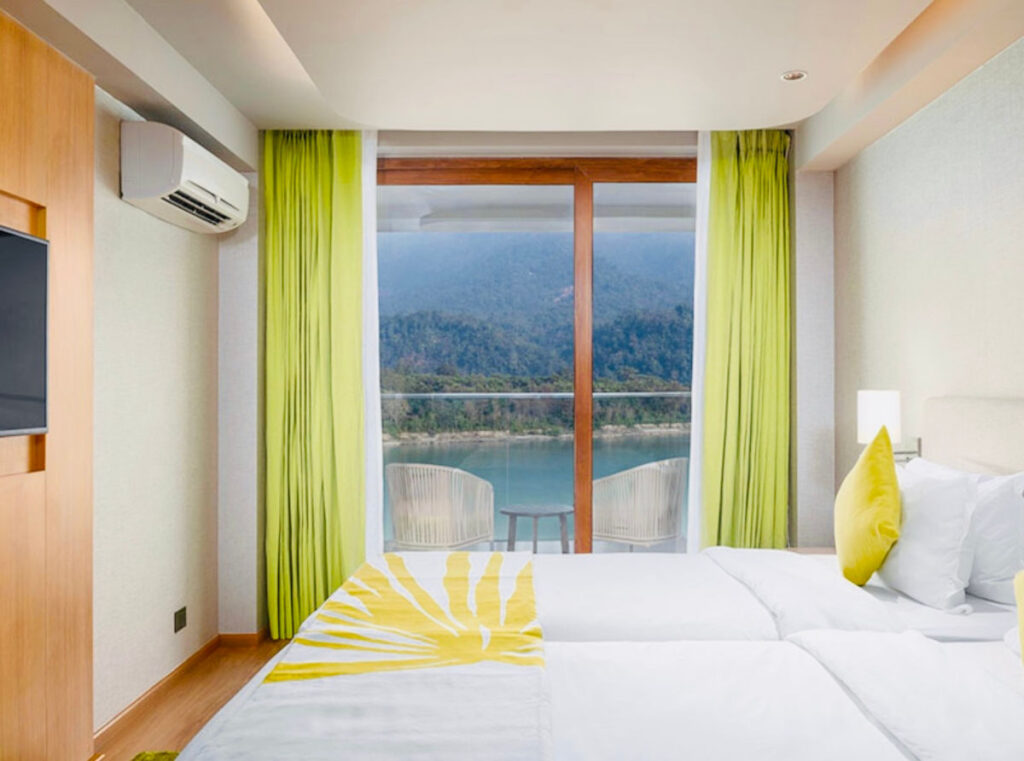 Modi Retreat Room
